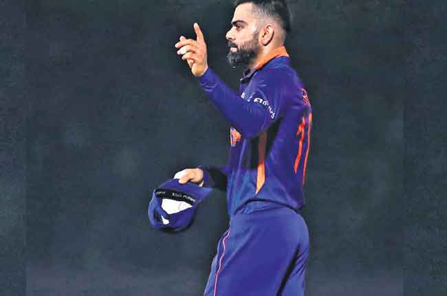 T20 World Cup | కోహ్లీ కుమార్తెపై అత్యాచారం చేస్తామంటూ బెదిరింపులు.. మహిళా కమిషన్ సీరియస్