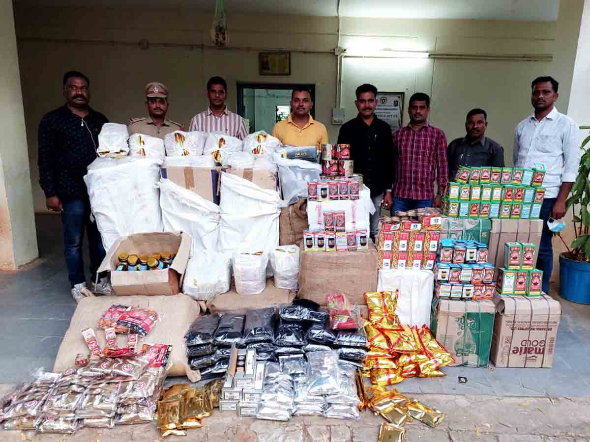 Crime news | వరంగల్‌లో భారీగా గుట్కా ప్యాకెట్ల పట్టివేత