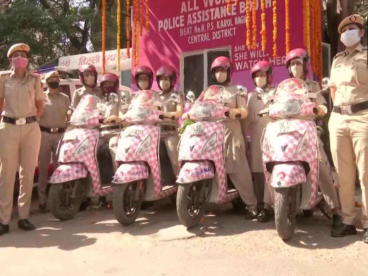 సంప్రదాయ పోలీస్‌ విధుల్లో మహిళలు.. ‘ప్రశక్తి’ కార్యక్రమం ప్రారంభం