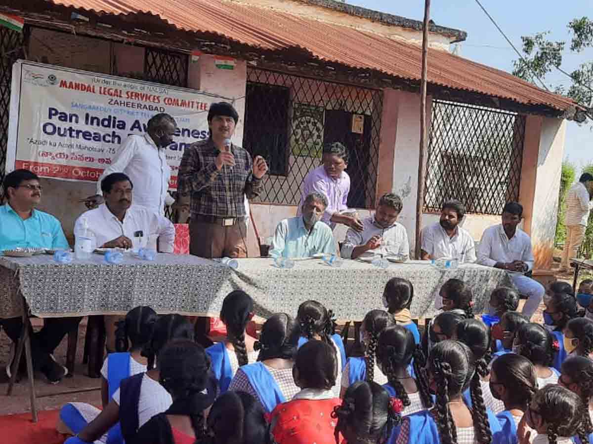 చట్టాలపై ప్రతి ఒక్కరూ అవగాహన కలిగి ఉండాలి