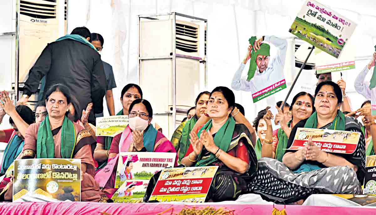 ఆఖరి రోజు వెల్లువలా..