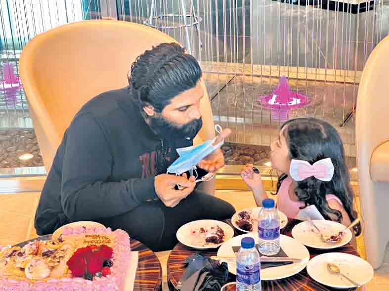 దుబాయ్‌లో అల్లు అర్హ జన్మదిన వేడుకలు