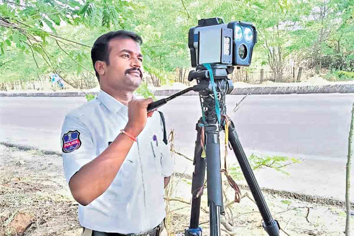 లిమిట్‌ దాటొద్దు..!