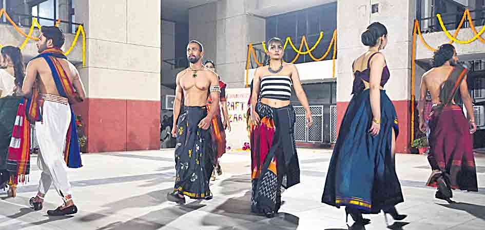 నిఫ్ట్‌లో ఆకట్టుకున్న క్రాఫ్ట్‌ బజార్‌