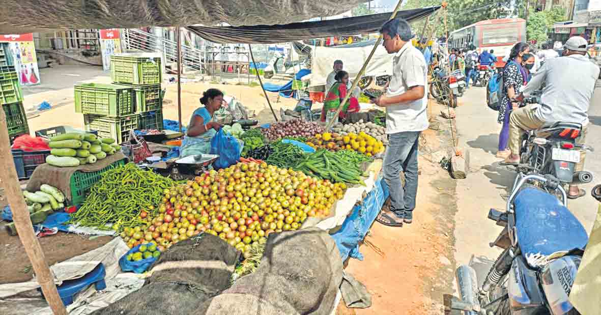 తగ్గిన సాగు.. పెరిగిన ధరలు