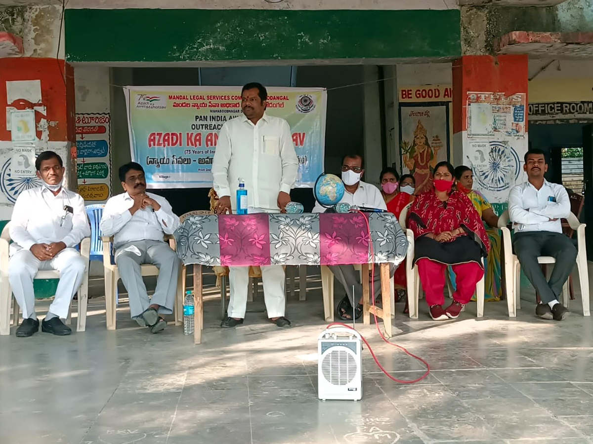 Rangareddy : చట్టాలపై అవగాహన పెంచుకోవాలి.. జూనియర్‌ సివిల్‌ జడ్జీ భాస్కర్‌