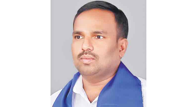 మాదిగలకు గద్దర్‌ క్షమాపణ చెప్పాలి