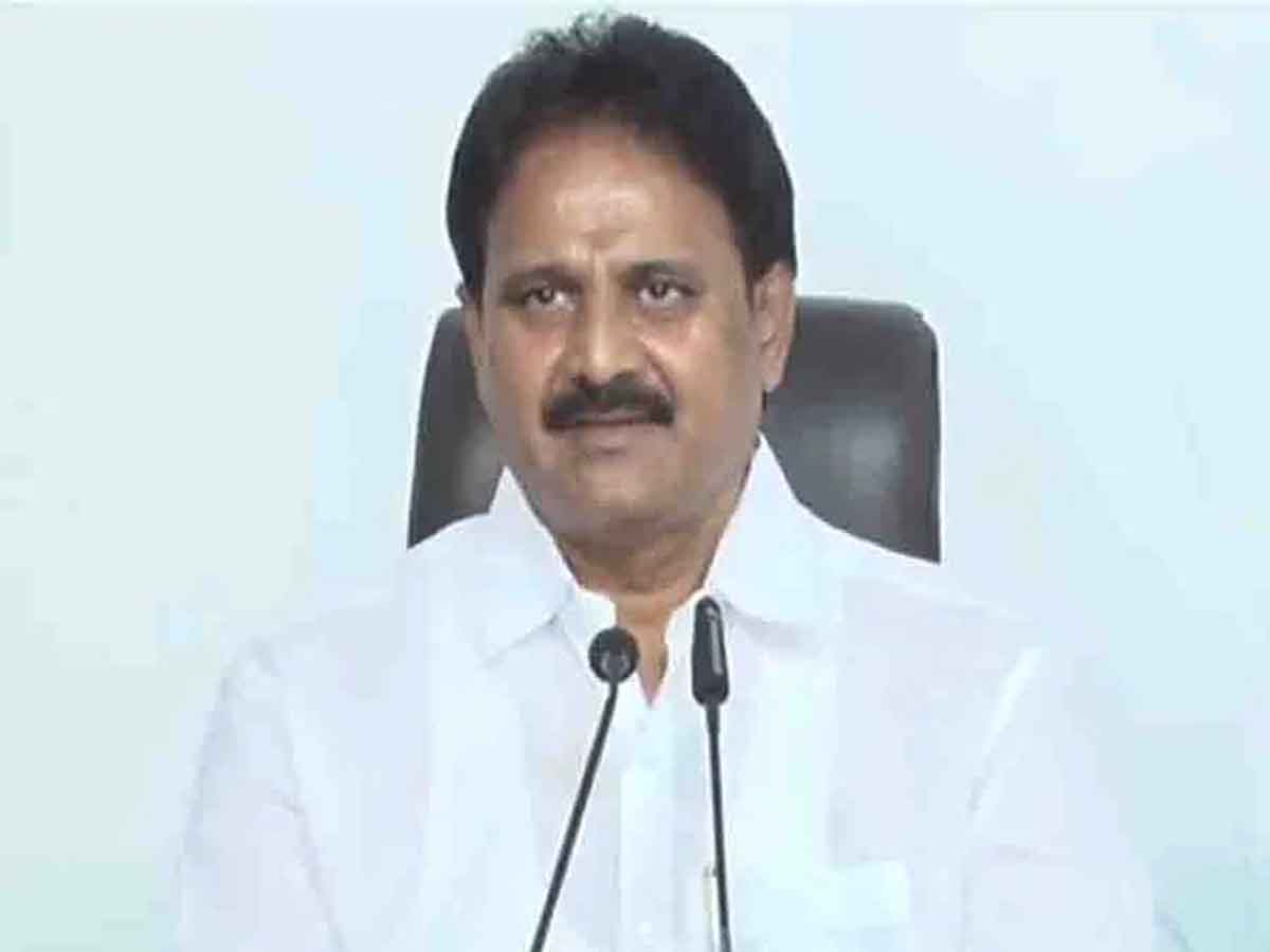 Mopidevi : పెట్రోల్‌, డీజిల్‌ ధరలపై జాతీయ స్థాయిలో చర్చించాలి : ఎంపీ మోపిదేవి