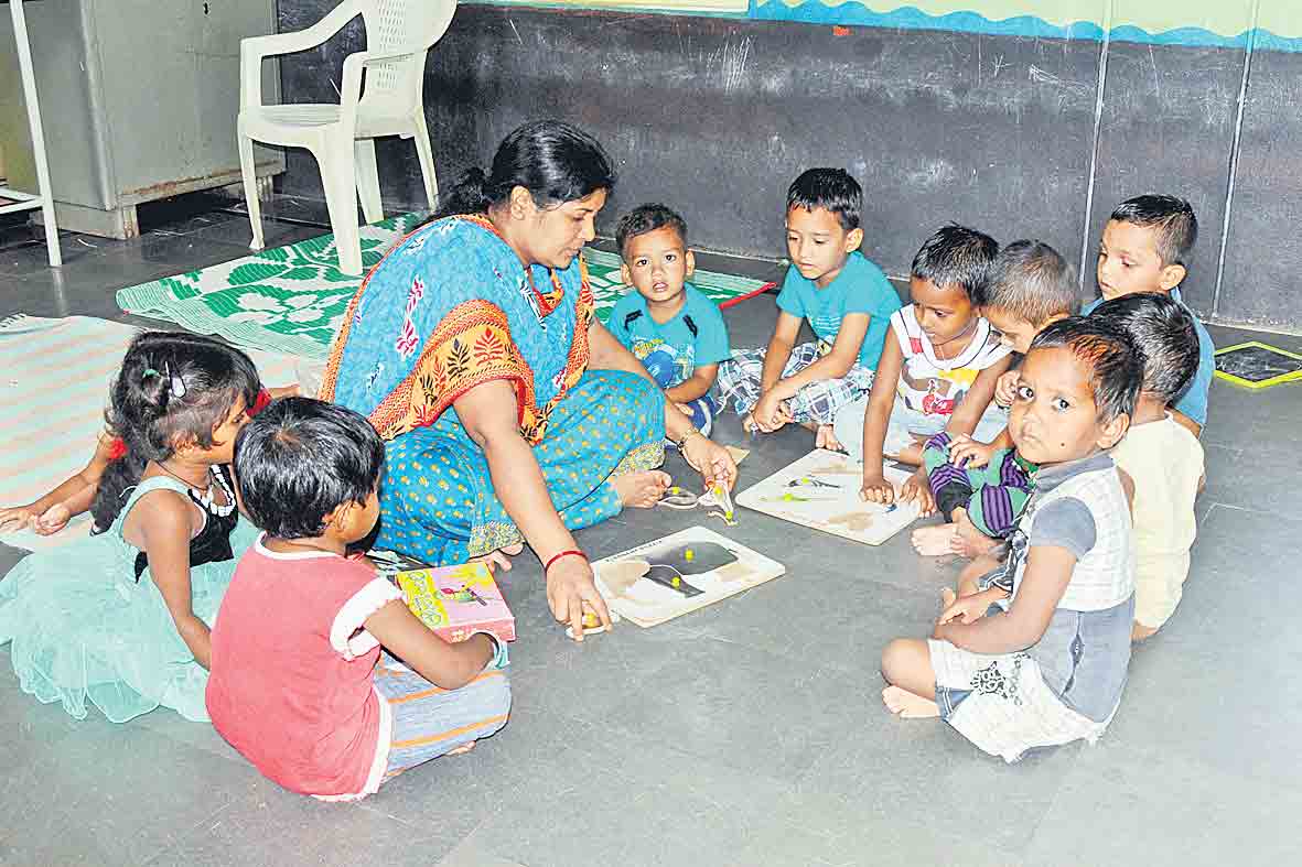 ఆన్‌లైన్‌లో.. అంగన్‌వాడీ..