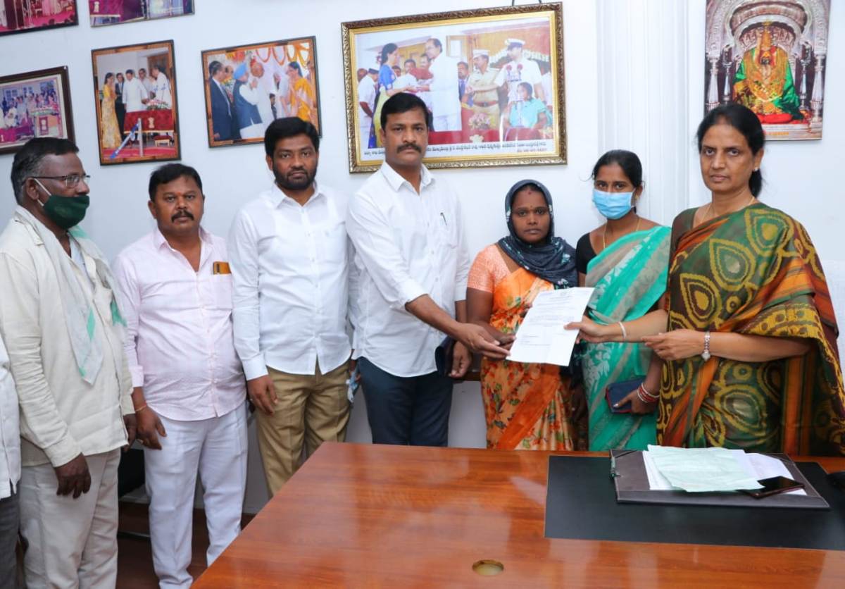 Cmrf | సీఎం సహాయనిధి పేద ప్రజలకు వరంలా మారింది : మంత్రి సబితాఇంద్రారెడ్డి