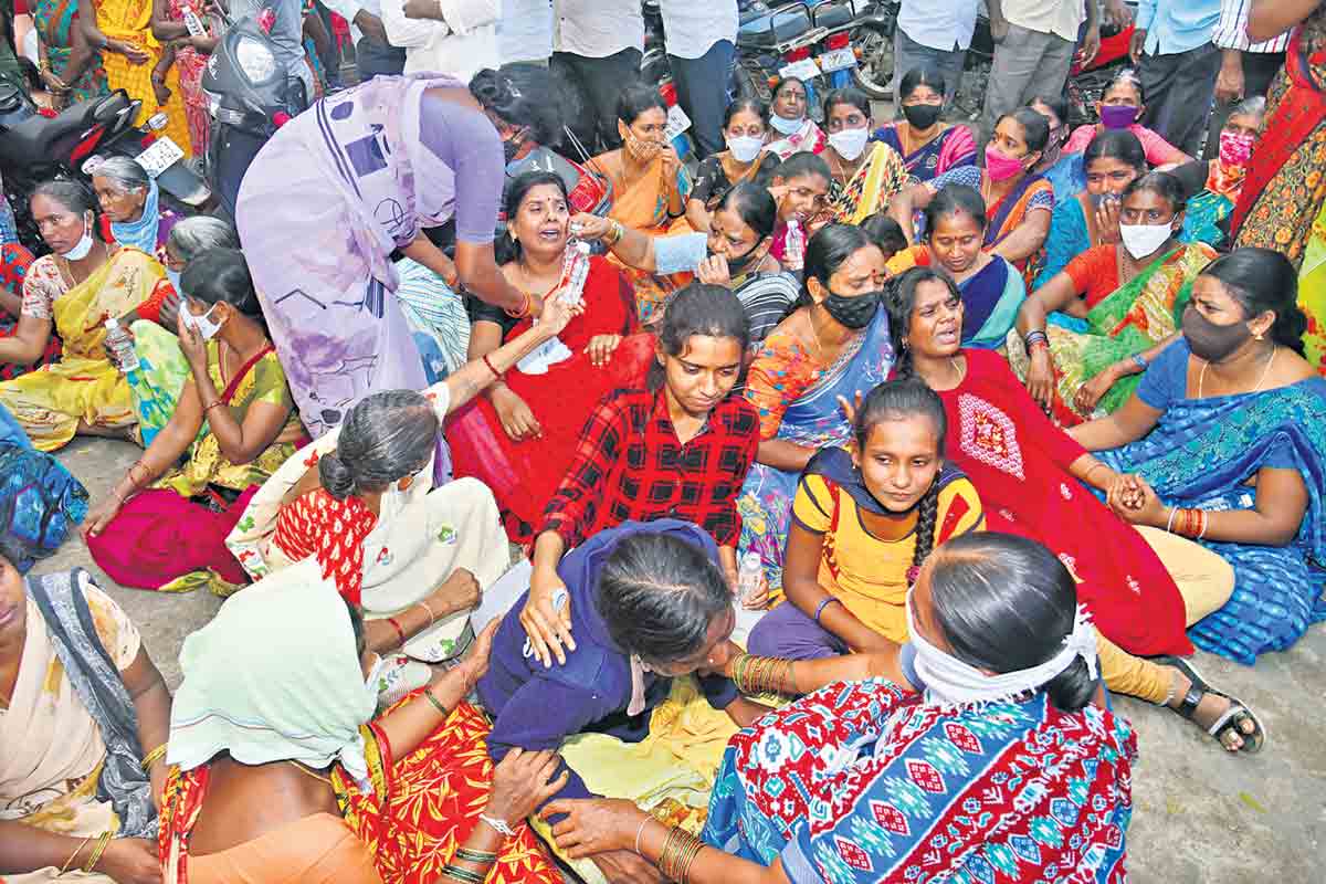 కన్నోళ్లకు కడుపు కోత!