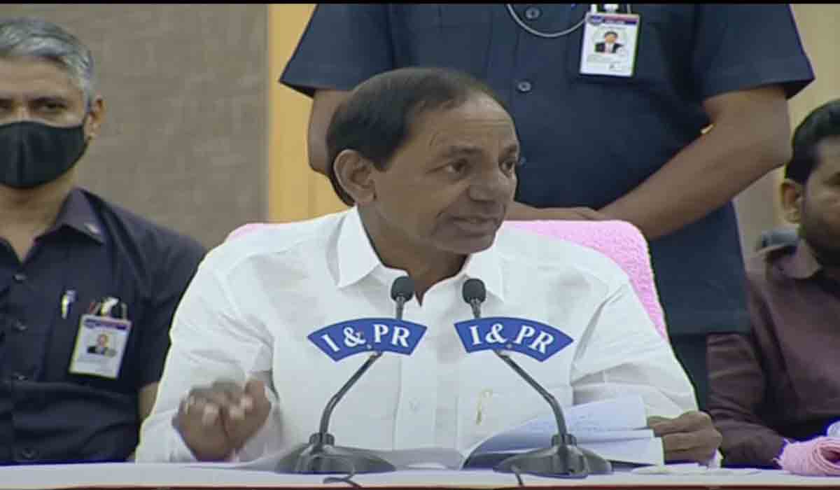 బండి సంజ‌య్ ఏమైనా ట్రాక్ట‌ర్ డ్రైవ‌రా..? సీఎం కేసీఆర్ చుర‌క‌లు