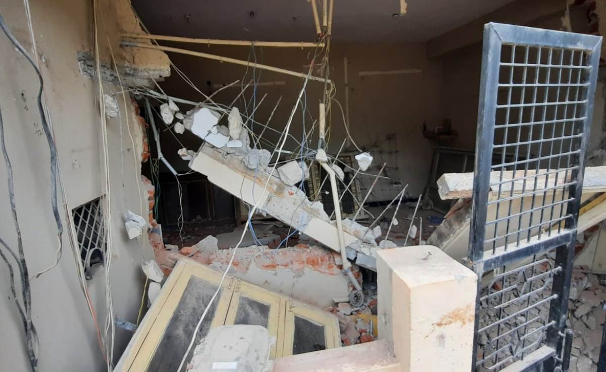 Accident | పాత ఇంటి గోడలు కూలుస్తుండగా గోడకూలి కార్మికుడు మృతి