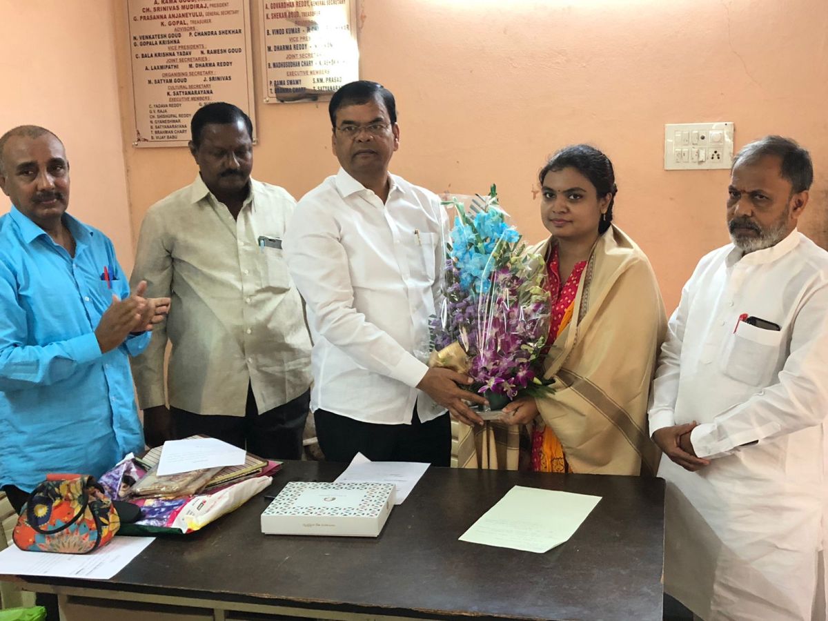 Ou gold medal | రేష్మ విజయాన్ని స్ఫూర్తిగా తీసుకోవాలి : ఎమ్మెల్యే  కాలేరు