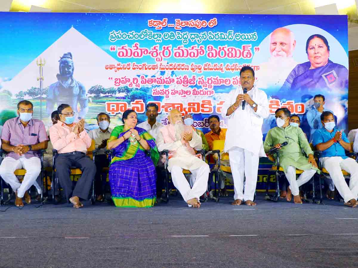 Kadthal : ధాన్యంతో ఆర్యోవంతమైన జీవితం.. ధ్యాన గురువు సుభాశ్‌ పత్రీజీ