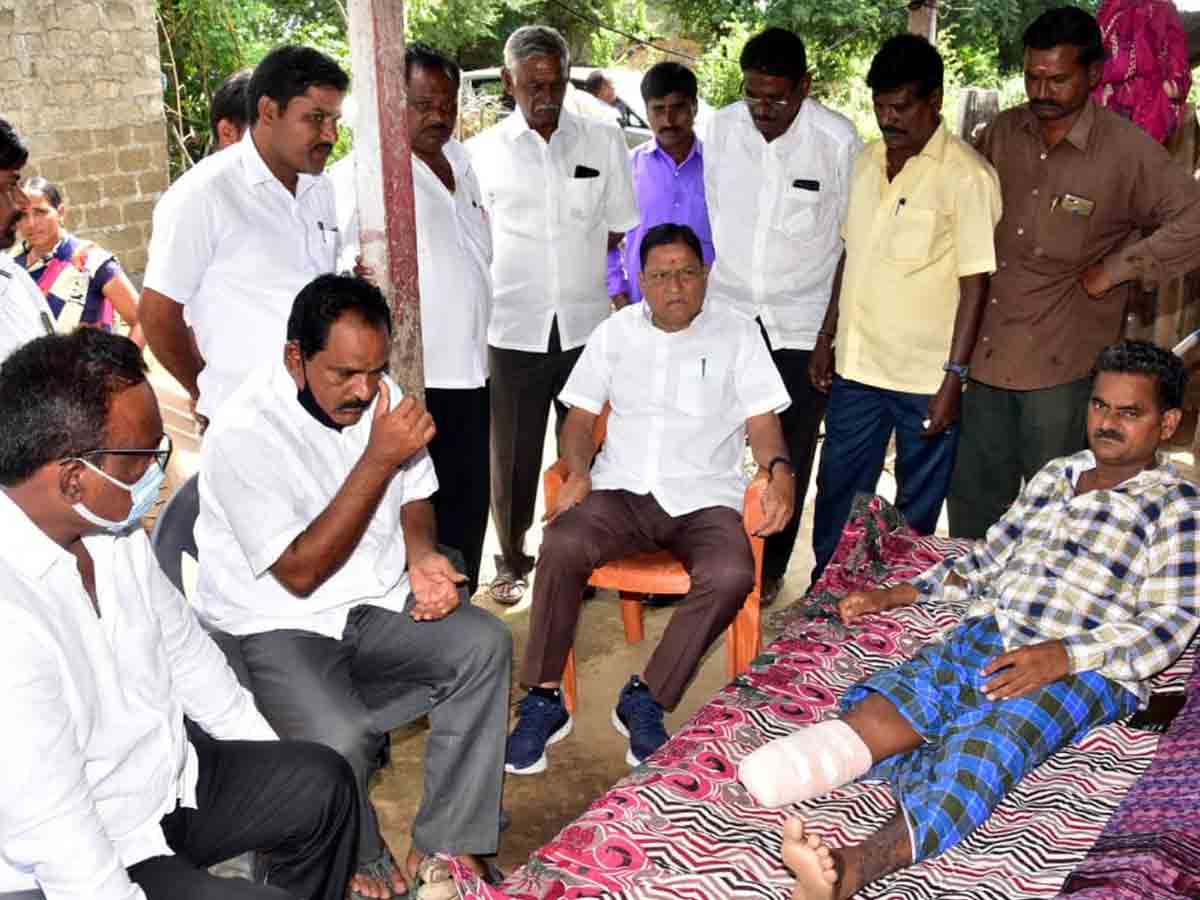 Mahabubabad : అదైర్యపడొద్ధు.. అండగా ఉన్నాం.. ఎమ్మెల్యే రెడ్యానాయక్