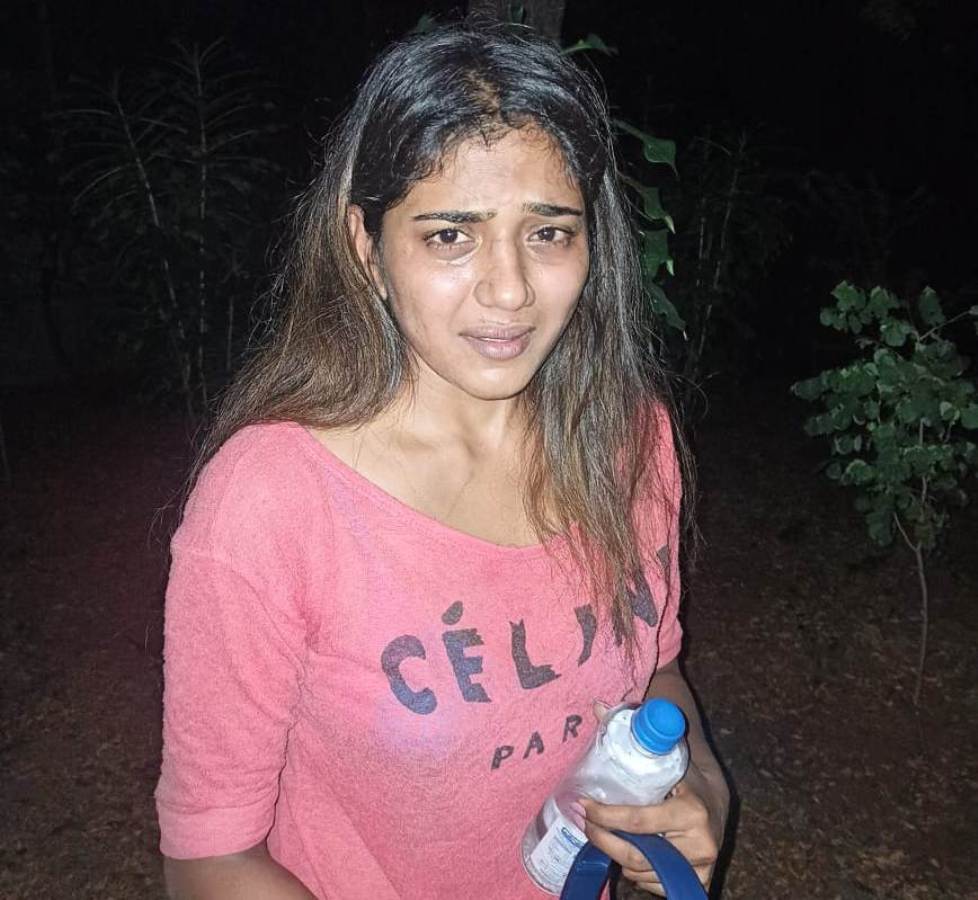 Attack on actress | సినిమా నటి షాలూ చౌరాసియాపై దుండగుడి దాడి