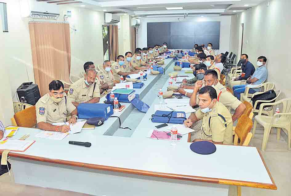 గంజాయిపై ఉక్కుపాదం