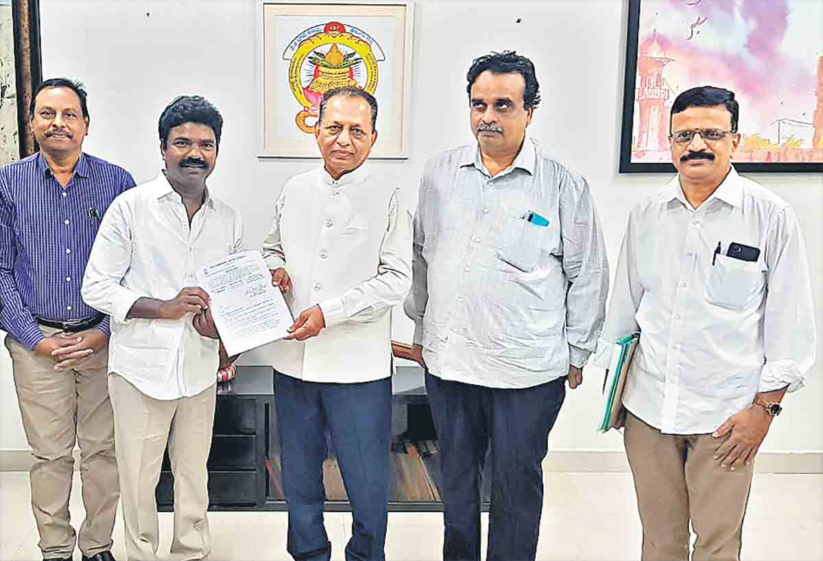 రసమయి బాలకిషన్‌కు డాక్టరేట్‌