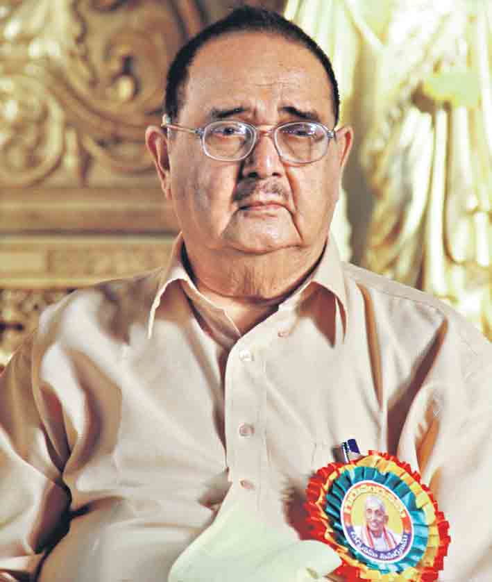 ప్రొ.భీమశంకరం కన్నుమూత