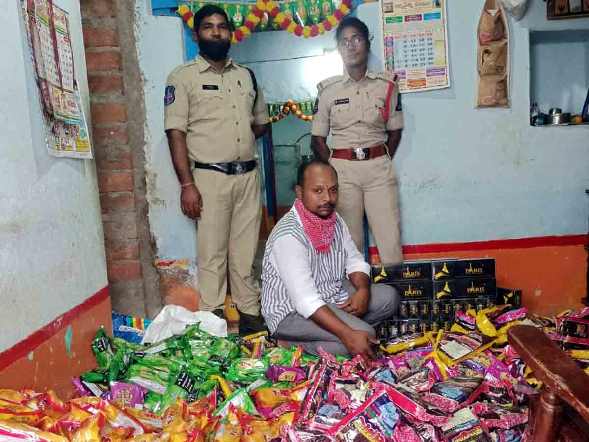 Vikarabad : దుద్యాలలో గుట్కా ప్యాకెట్లు పట్టివేత..