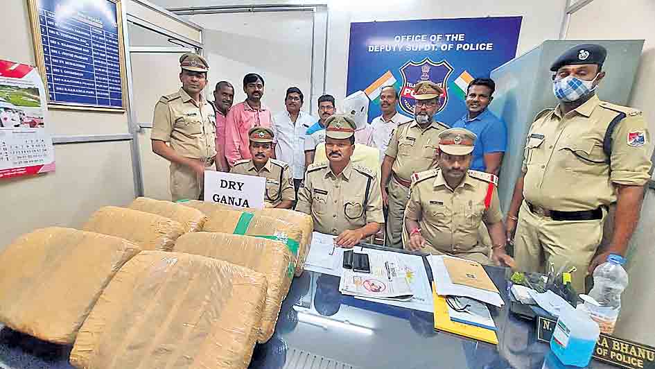 సికింద్రాబాద్‌లో పట్టుబడిన 42 కిలోల గంజాయి