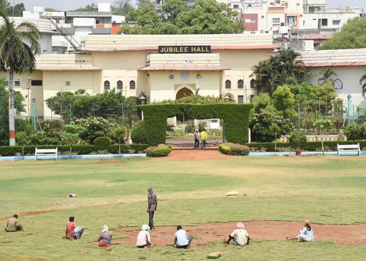మోగిన మండలి నగారా