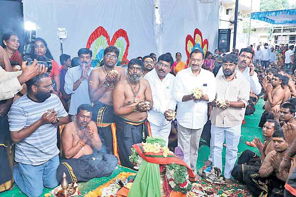 అయ్యప్ప పడిపూజ