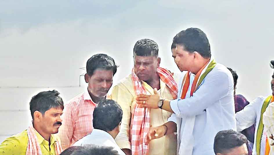 వడ్లు కొంటలేరనే నింద తప్పు