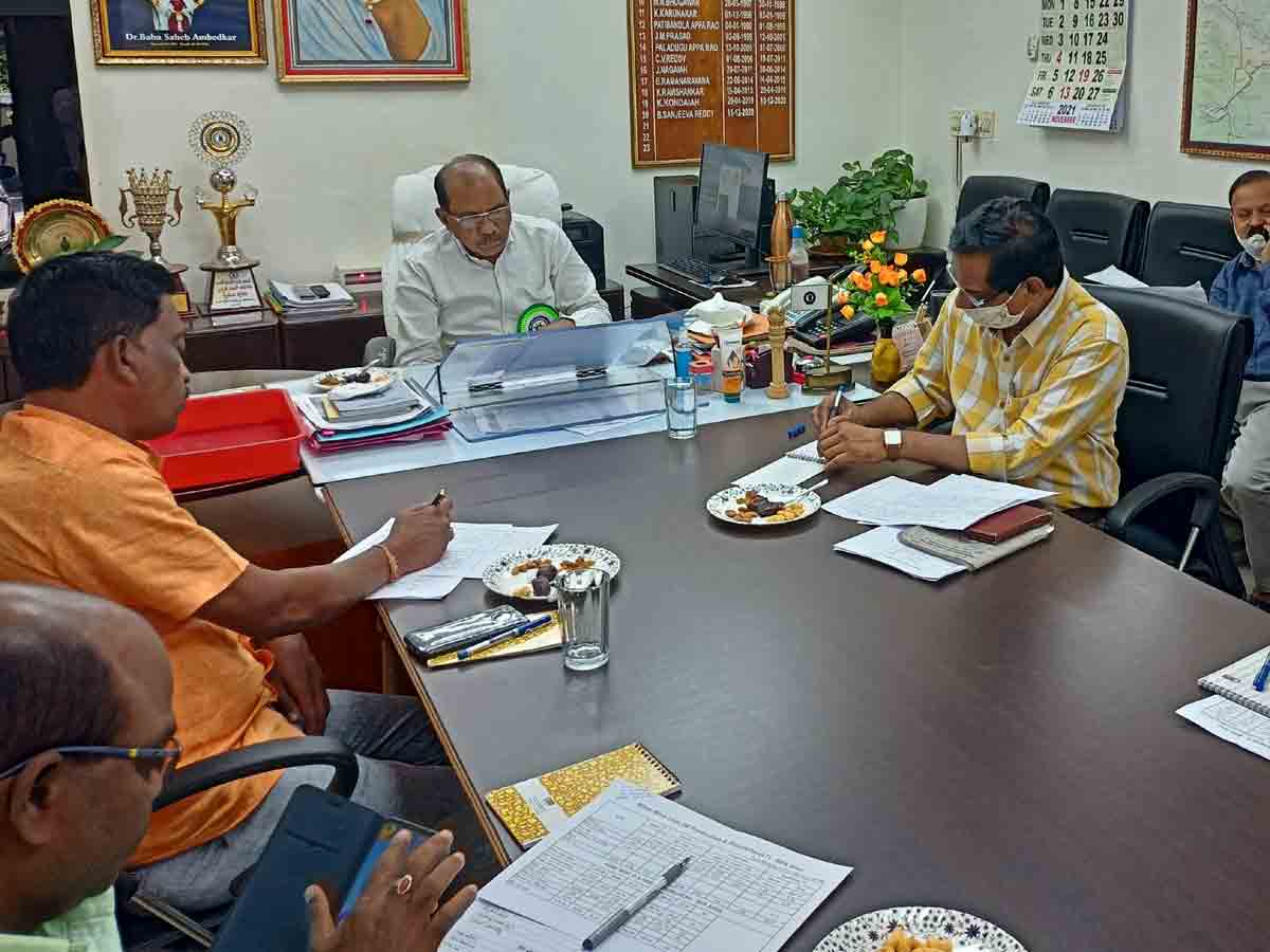 బొగ్గు వార్షిక ఉత్పత్తి లక్ష్యాలు అధిగమిస్తాం..