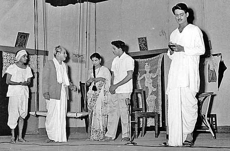 R. Vidyasagar Rao jayanti | నీళ్ల సారు విద్యాసాగ‌ర్‌రావు..  ఆయ‌న‌లో మ‌న‌కు తెలియ‌ని కోణ‌మిది..