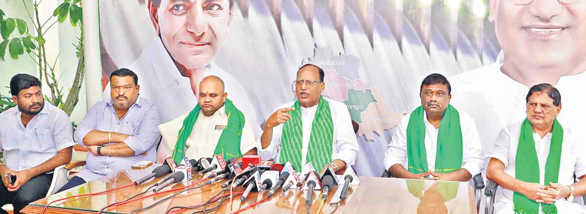 ధాన్యం కొనుగోళ్లపై స్పష్టతనివ్వాలి