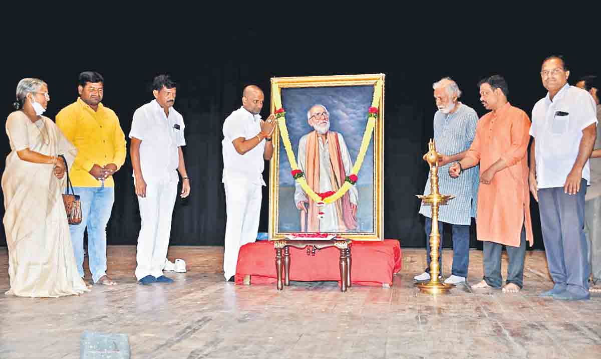 కాళోజీ బతుకంతా తెలంగాణది