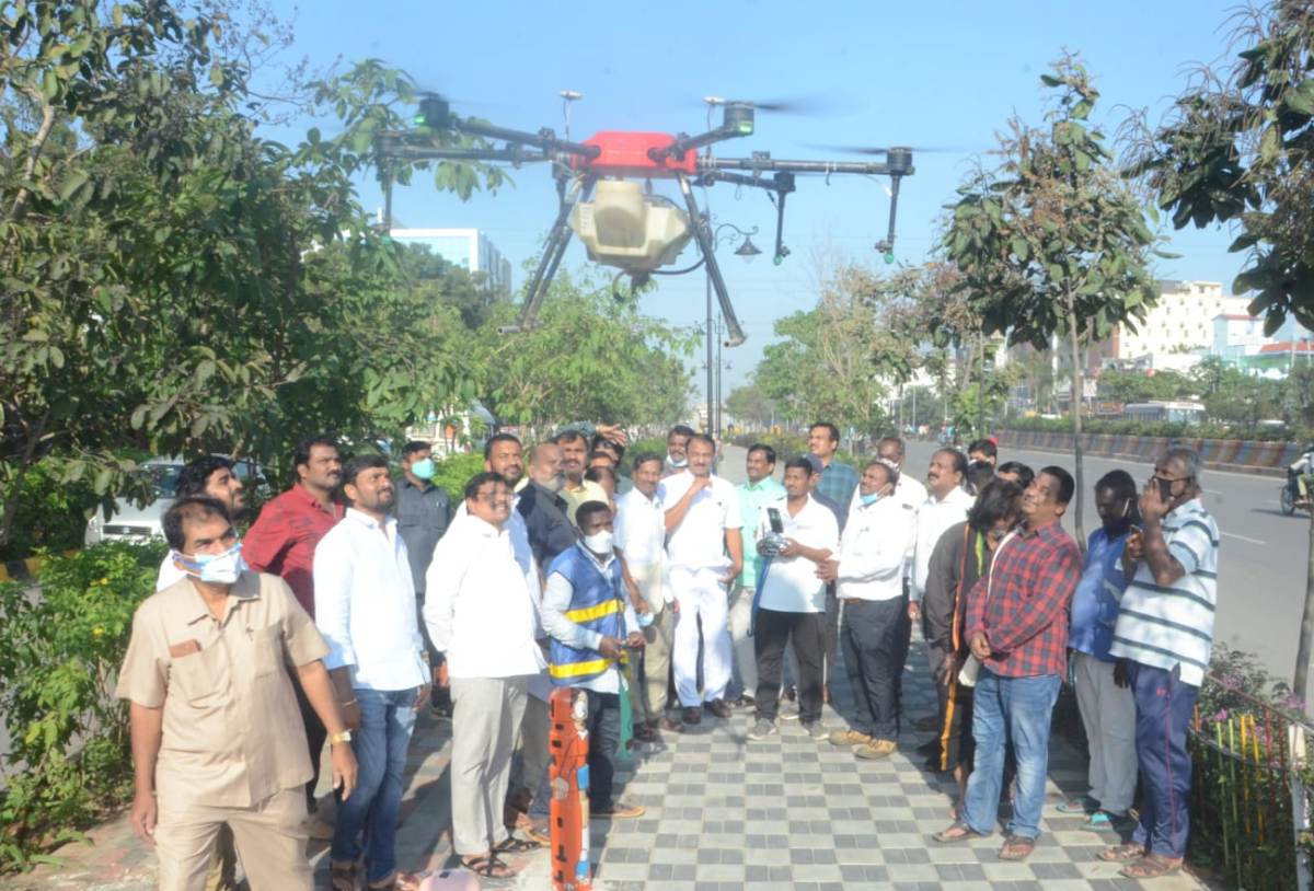 Save neem tree |  వేపచెట్టును ర‌క్షించుకుందాం : ఎమ్మెల్యే దేవిరెడ్డి సుధీర్‌రెడ్డి