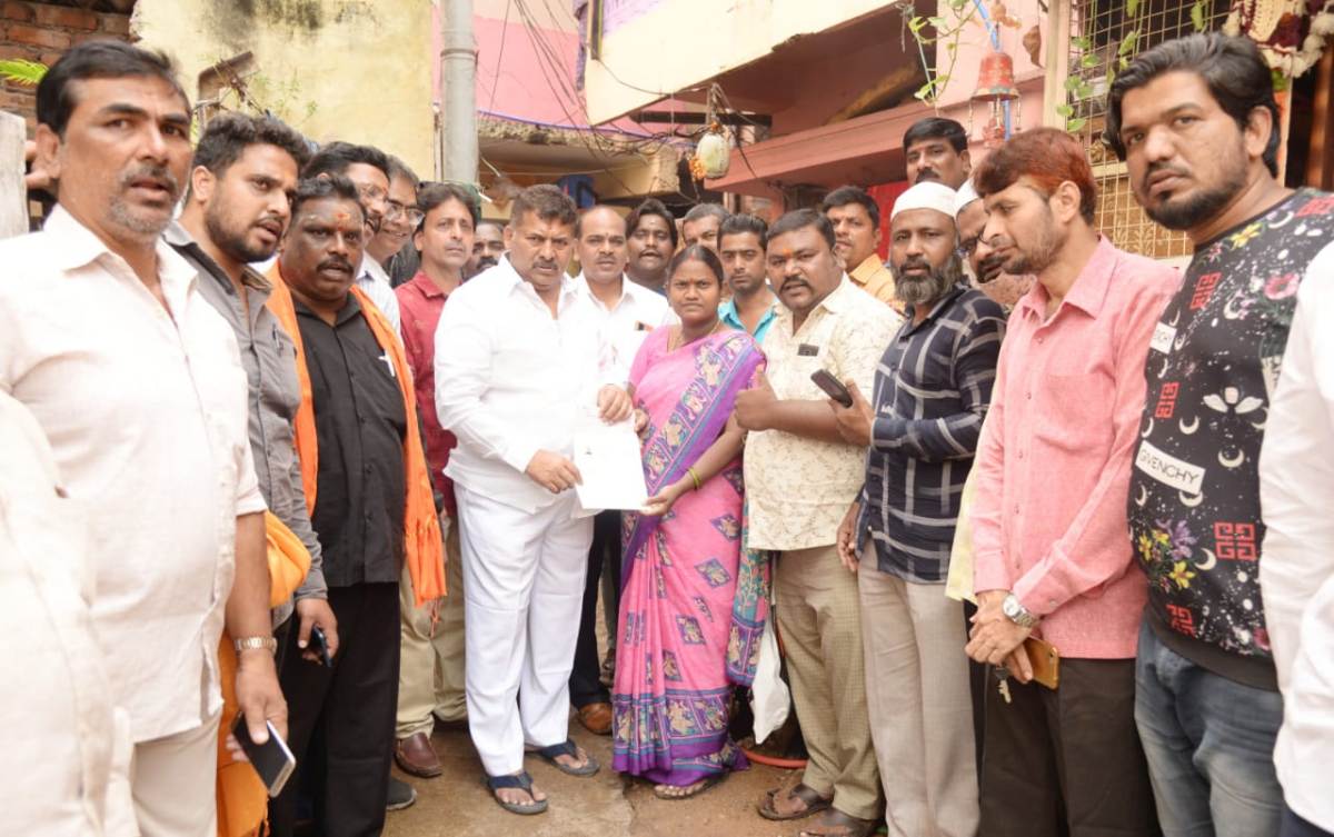 Cmrf | సీఎం రిలీఫ్‌ ఫండ్‌ పేదలకు ఎంతో మేలు : ఎమ్మెల్యే ముఠా గోపాల్‌