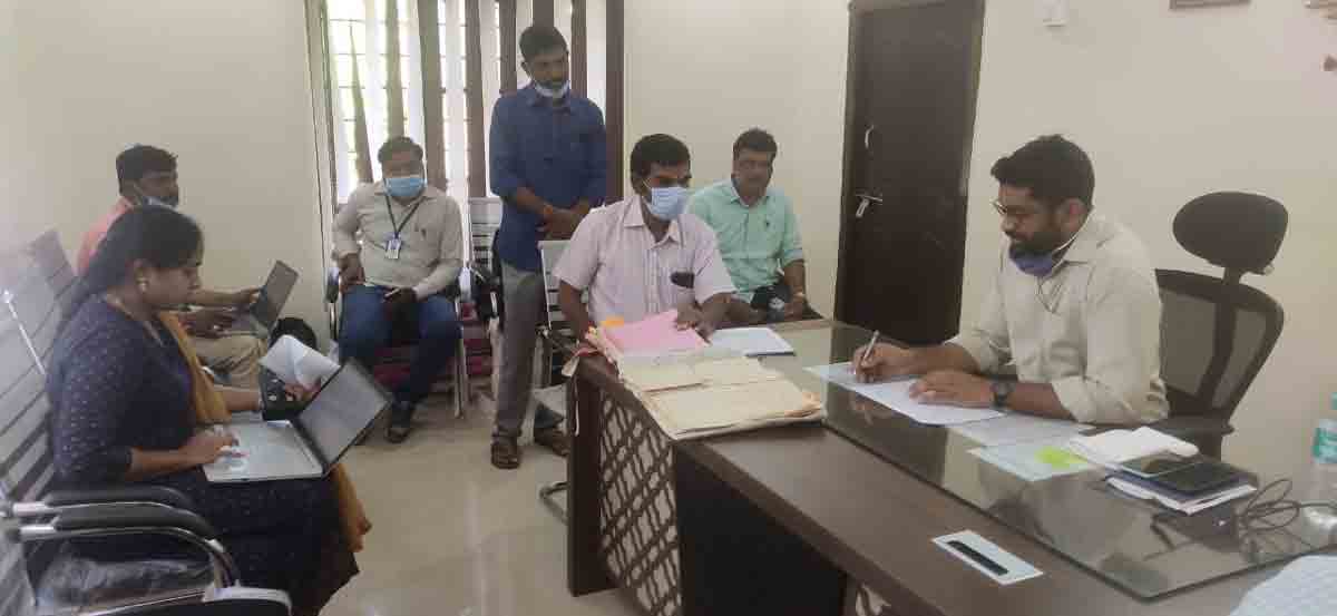 ప్రభుత్వ నిర్ణయాలను పకడ్బందీగా అమలుచేయాలి