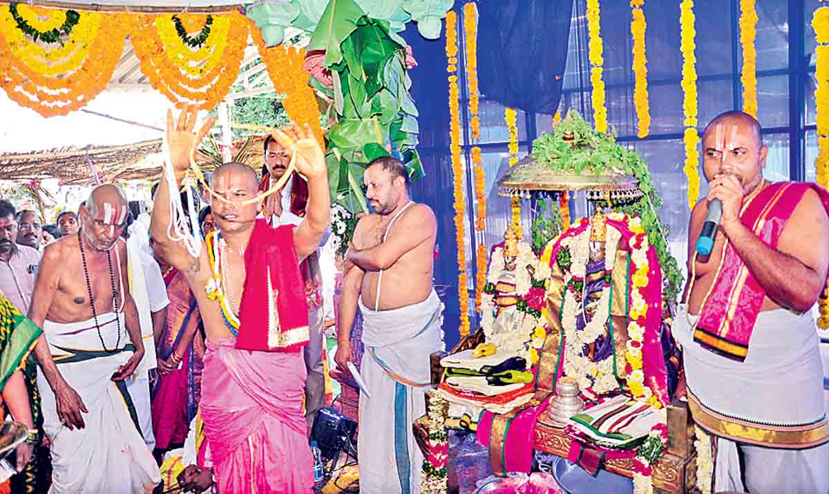 కనులపండువగా రాములోరి కల్యాణం