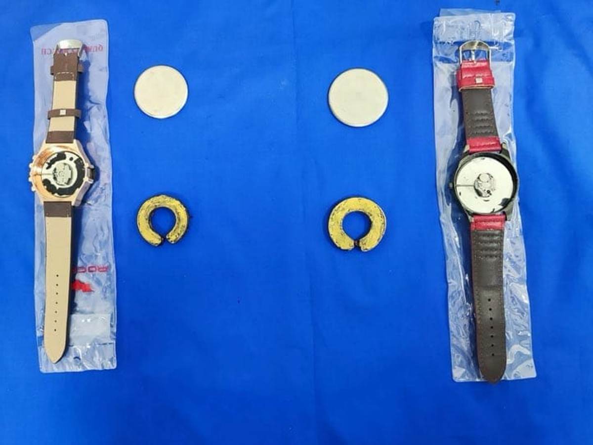 Gold smuggling | వాచ్‌లలో బంగారం స్మగ్లింగ్‌కు విఫలయత్నం