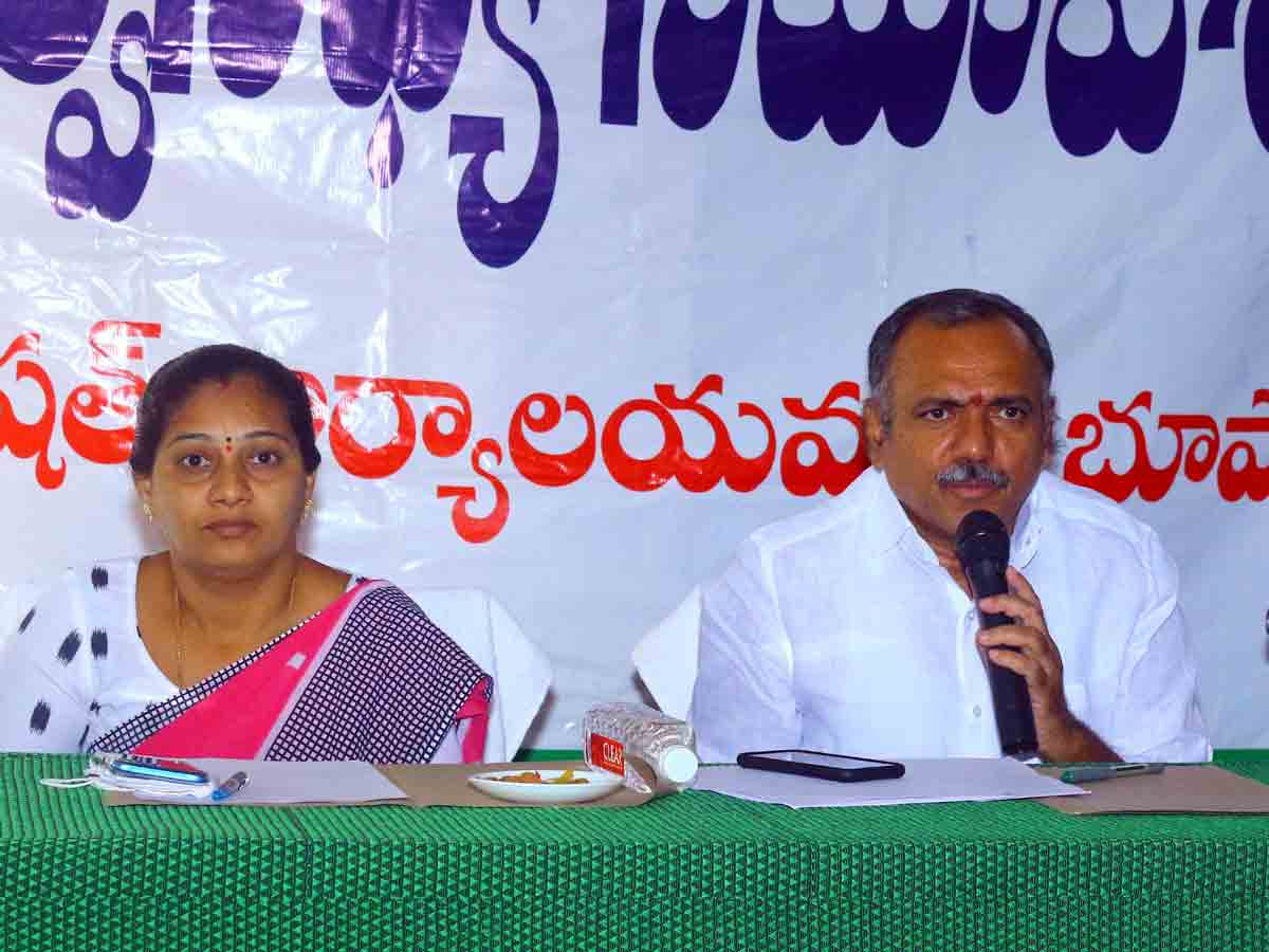 Bhupalpally : అవకాశం ఉన్న చోట ఆరుతడి పంటలు వేయండి.. ఎమ్మెల్యే గండ్ర వెంకటరమణారెడ్డి