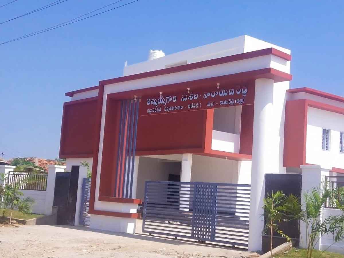 సగర్వంగా సర్కారు బడి