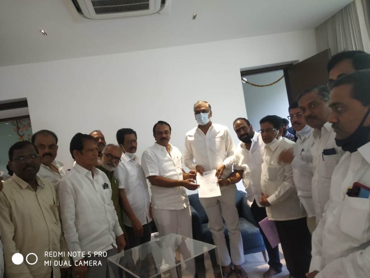 Registrations | రిజిస్ట్రేషన్ల సమస్యను పరిష్కరించండి : ఎమ్మెల్యే సుధీర్‌రెడ్డి