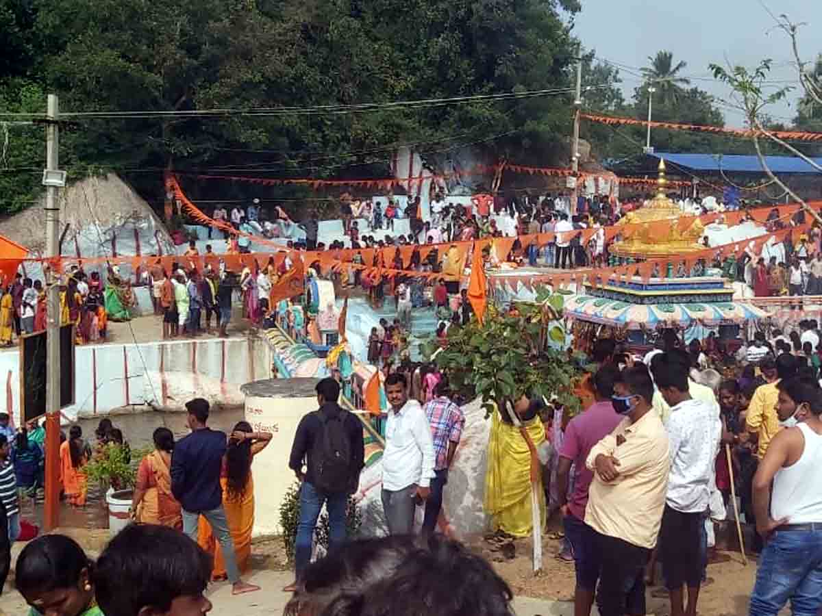 Bugga jathara : బుగ్గ జాతరకు పోటెత్తిన భక్తజనం..