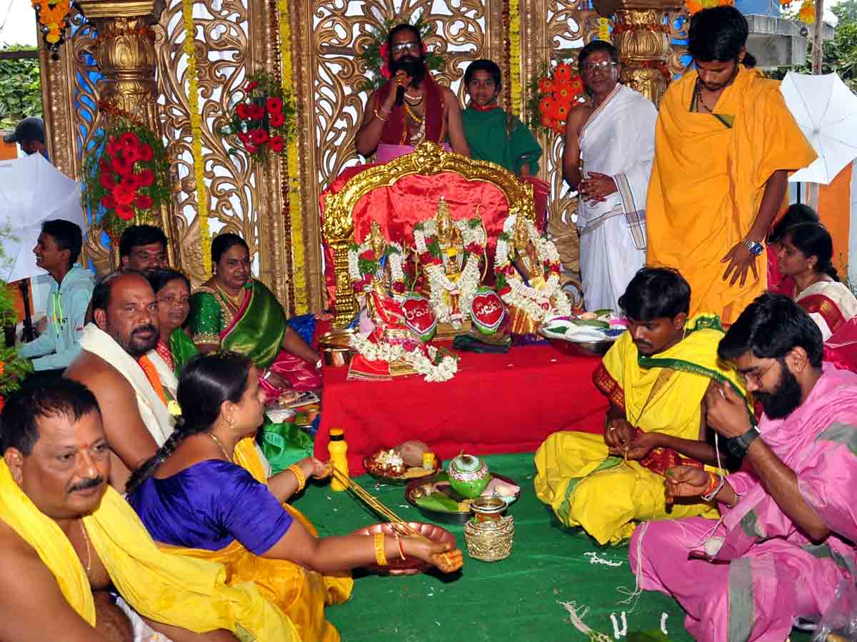 Jangaon : అంగరంగ వైభవంగా సీతారాముల కల్యాణం