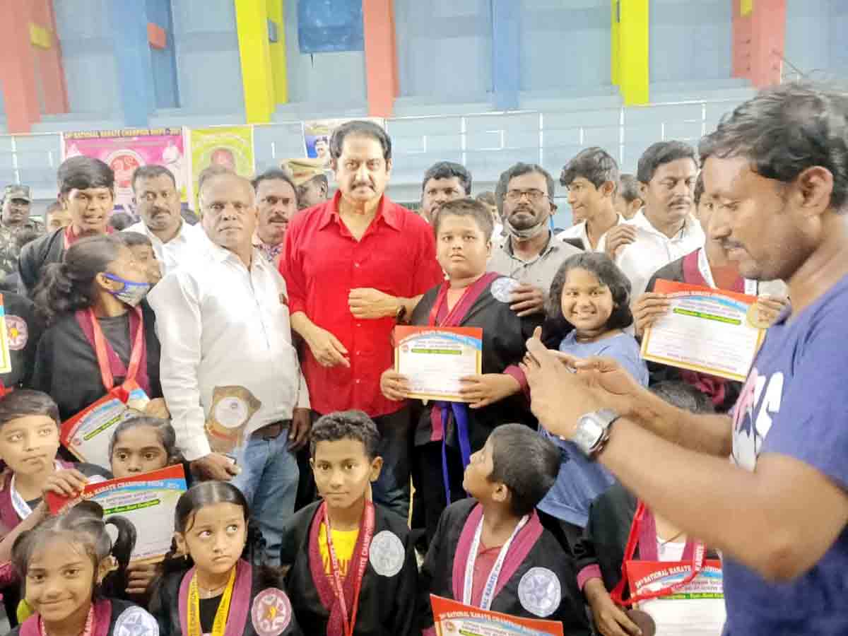 Jangaon : జాతీయస్థాయి కుంగ్‌ ఫూలో జనగామ విద్యార్థుల ప్రతిభ