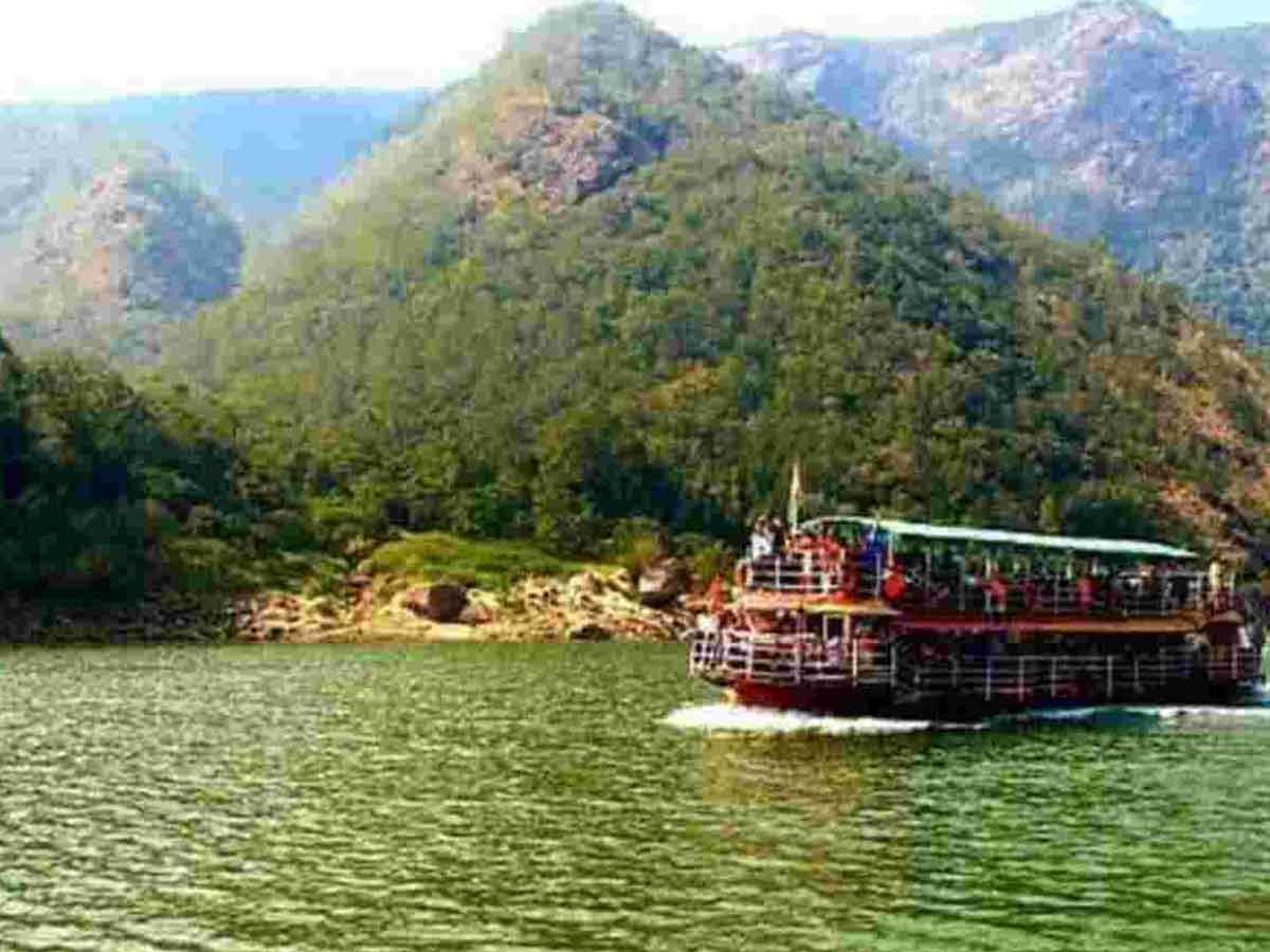 Papikondalu : రేపటి నుంచి పాపికొండలకు బోటు సర్వీసులు