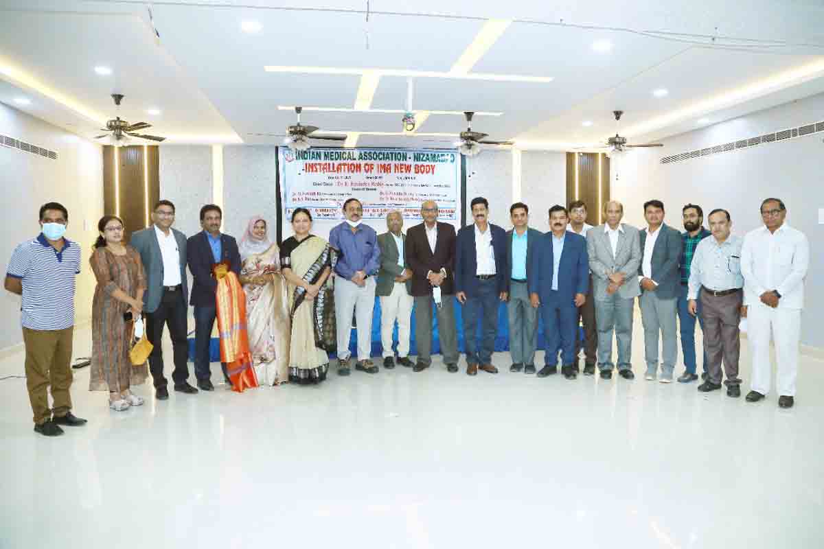 సమాజసేవలో భాగస్వాములు కావాలి