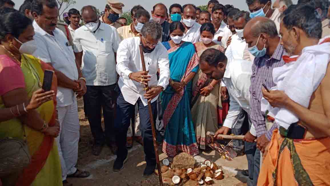 కేజీబీవీ పనులు వేగంగా పూర్తి చేయాలి