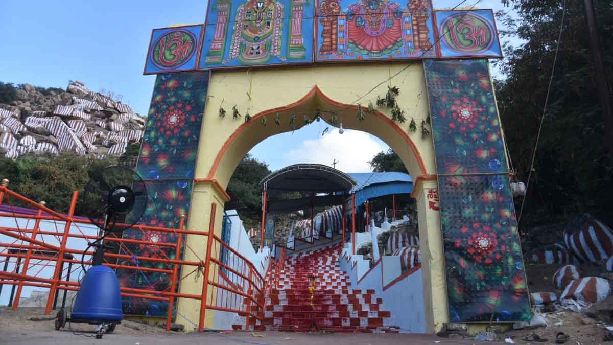 పేదలతిరుపతి కురుమూర్తి