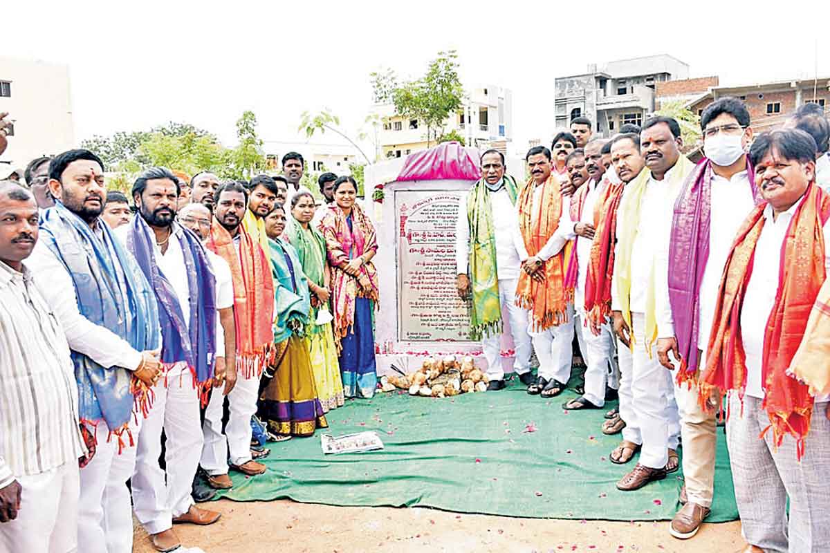 అభివృద్ధిలో ఆదర్శంగా తెలంగాణ