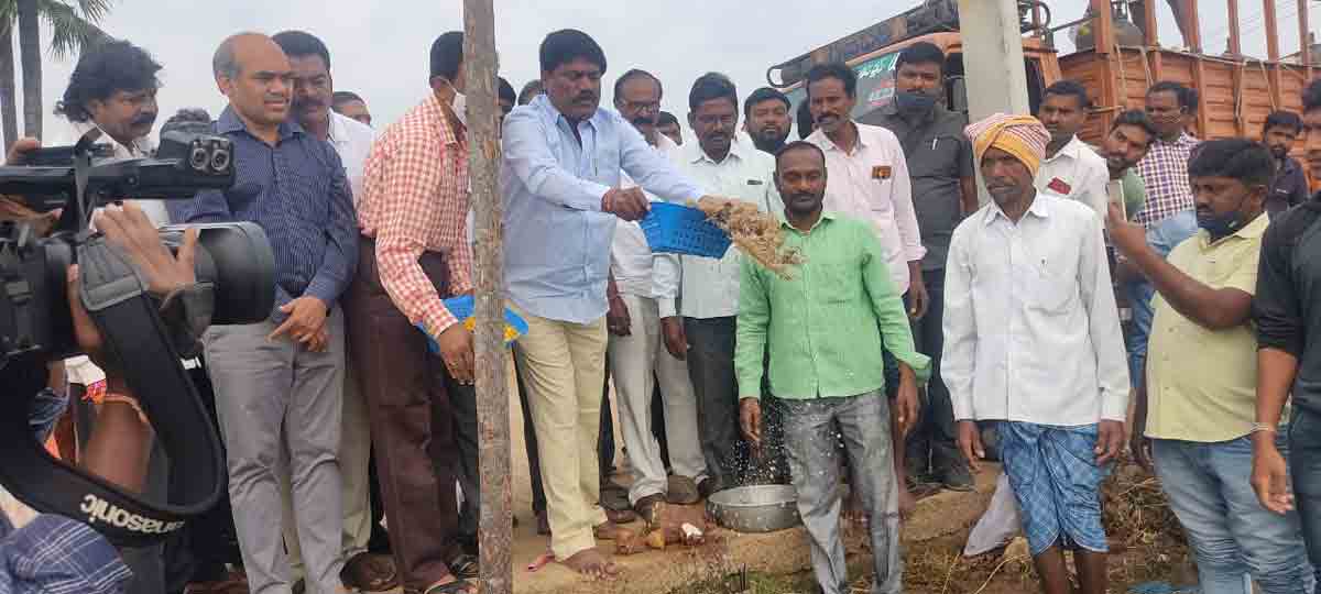 మత్స్యకారుల సంక్షేమానికి ప్రభుత్వం కృషి